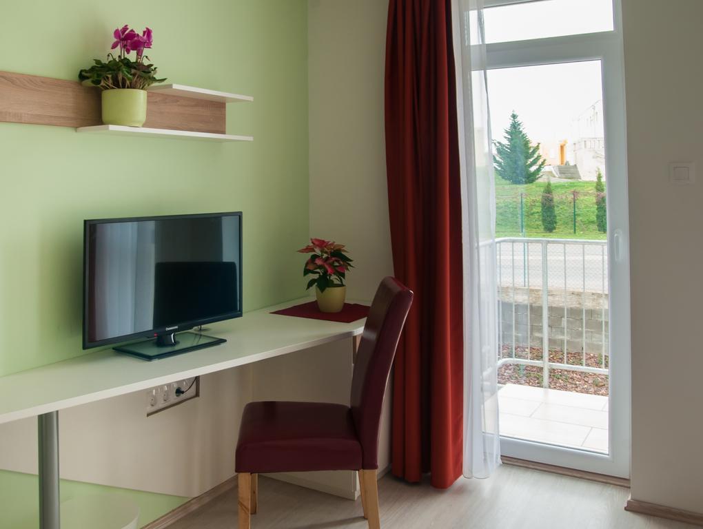 Hotel Pallone Balatonfured Room photo